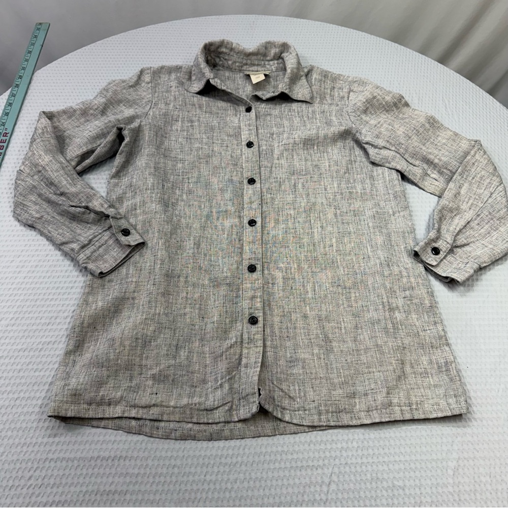 Coldwater Creek Light Gray Linen Button-Up Shirt